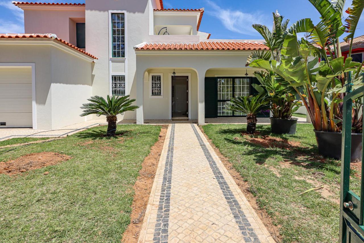Villa O Sonho Do Algarve - Private Swimming Pool - By Bedzy Albufeira Bagian luar foto